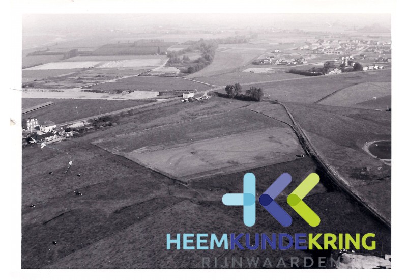 Tolkamer 1972 Luchtfoto Boterdijk -Platte Dak- Spoorlijn Daams door de Oude Rijn-Geuzen waard